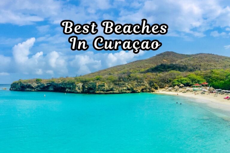 Kenepa Grandi beach on a sunny day in Curacao