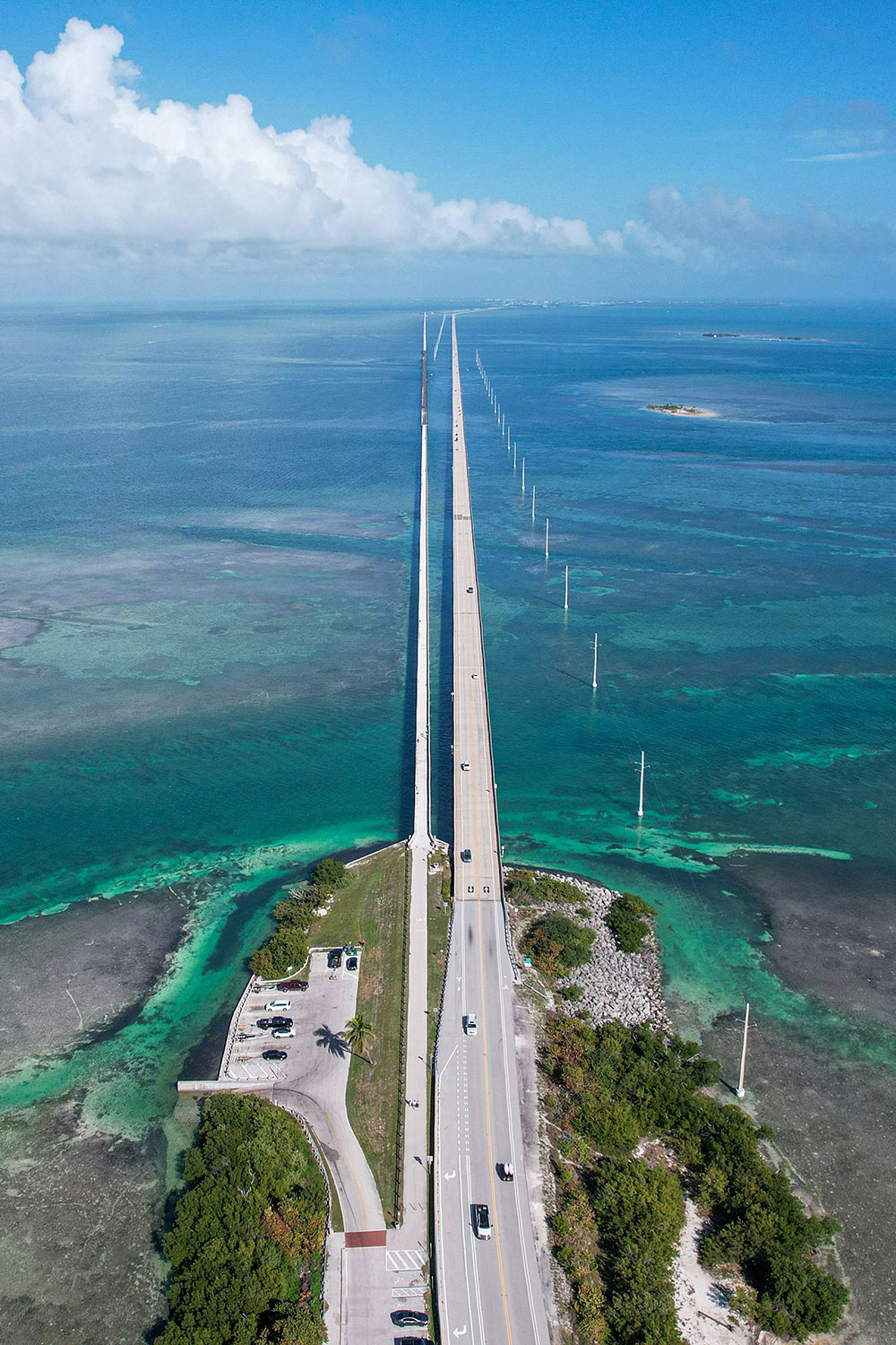 aerial photo of the famous Overseas Highway in Florida